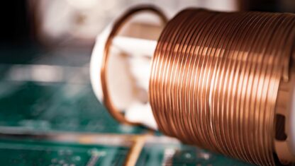 2026年铜价突破天花板？投行上调目标至$13,000，深度解析“红色金属”暴涨背后的三大引擎