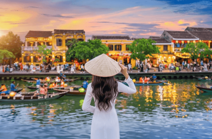Melancong ke Vietnam mahal ke