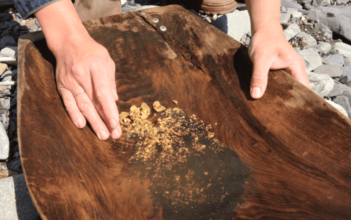 Asal Usul Emas di perlombongan