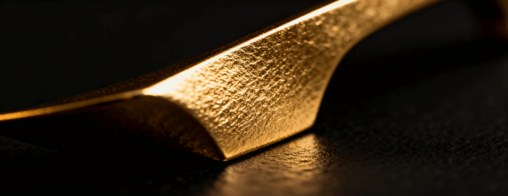 美元結構性變化重塑黃金的地位 結構性變化重塑黃金地位--- Ultima Markets