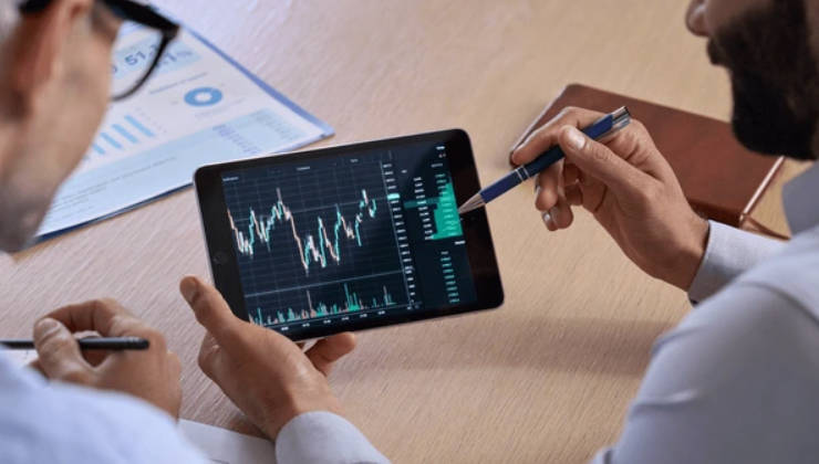 Mullen's story teaches traders an important lesson of conducting thorough due diligence, such as discovering why is MULN stock dropping before investing. - Ultima Markets.