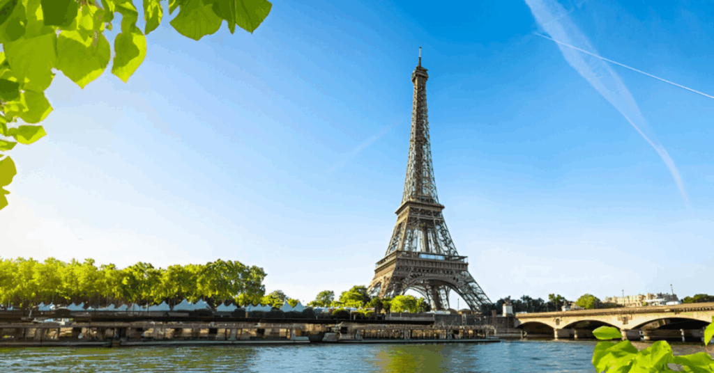 What currency does France use? France currently uses the Euro. - Ultima Markets