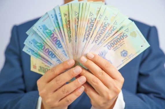 What Currency Lower than India