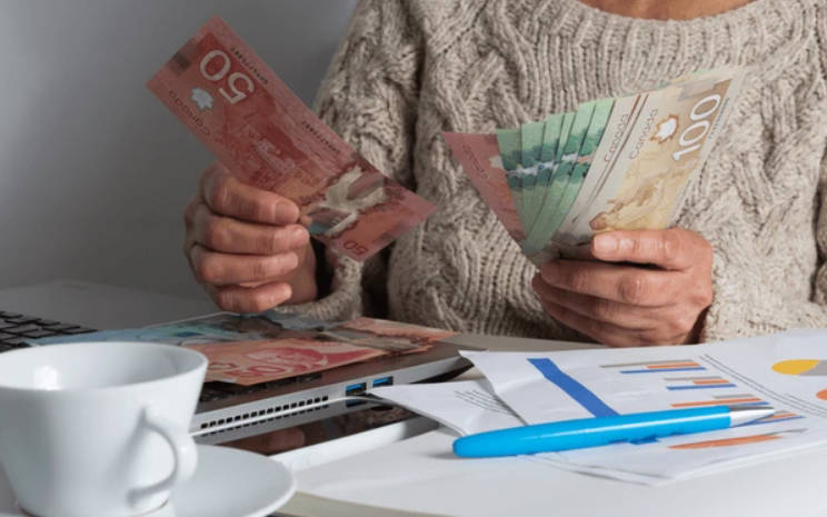 Why Is the Canadian Dollar So Low?  The short term pressures of oil prices, interest rate decisions, and trade policies will play a huge factor  in the future outcome of the CAD. - Ultima Markets