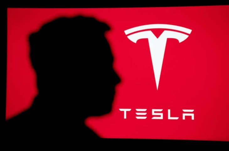 How much does Elon Musk make in a day ? He technically does not take a salary from Tesla, so it depends on his net worth. - Ultima Markets