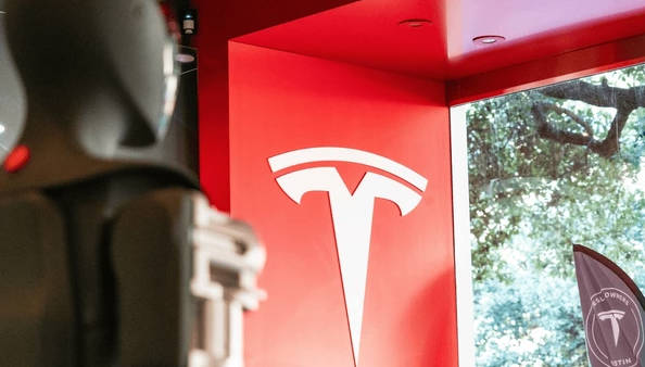 With shares trading above $400, which is a level that triggered splits in the past, Tesla could split again. - Ultima Markets
