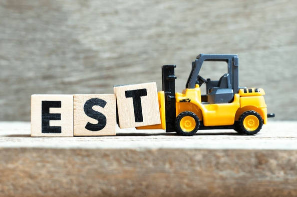 EST meaning stands for Eastern Standard Time. - Ultima Markets