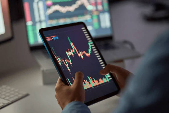 An OCO order links two separate orders so that when one executes, the other is automatically cancelled. - Ultima Markets