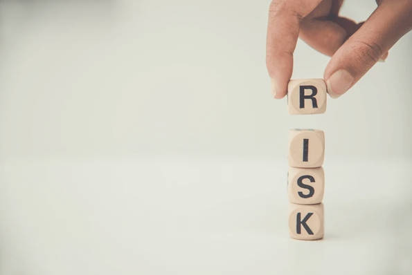 Risk pooling combines many comparable and largely independent exposures so that individual volatility becomes a predictable group average. - Ultima Markets
