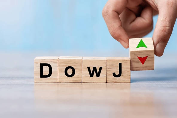 dow1 | Ultima Markets What is US30? It tracks 30 major U.S. companies and serves as a barometer of America’s economic strength. - Ultima Markets