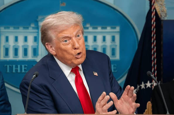 The DWAC stock price jumped several hundred percent in a very short period and traded like a meme stock. - Ultima Markets