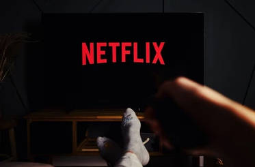 Netflix says the purpose of the stock split is to reset the share price to a range that is more accessible for employees. - Ultima Markets 