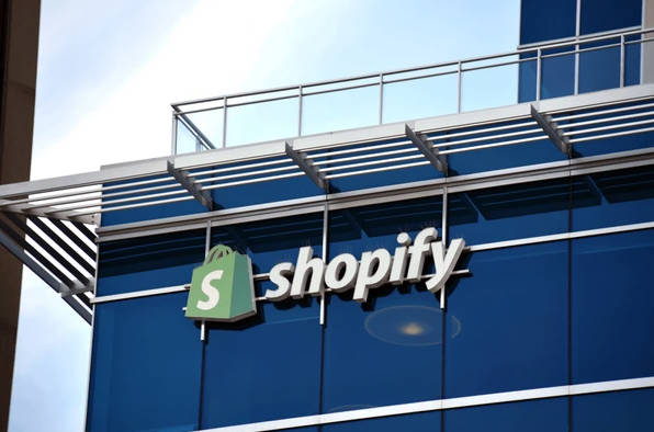 Why did Shopify split its stock. - Ultima Markets