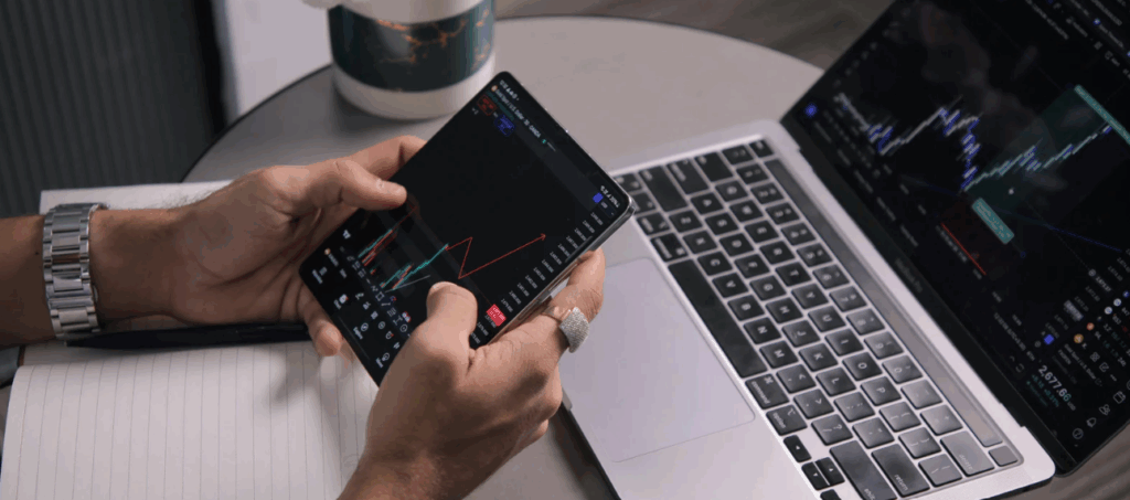 在Ultima Markets灵活交易外汇、商品、指数与美股。我们提供安全平台、快速执行和超低点差，助您把握每一个市场机会