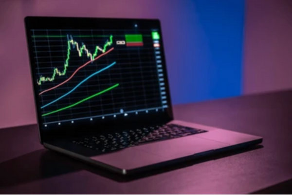 Technology plays an important role in what is trading going to be like in 2026. - Ultima Markets