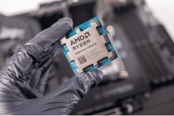 MarketBeat reported that Wall Street Zen downgraded AMD from Buy to Hold in a note published on Dec. 27, 2025. - Ultima Markets