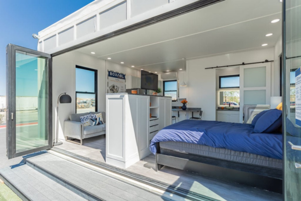 Here is the Casita unit that is designed to be foldable, allowing it to fit on standard trailers. - Ultima Markets