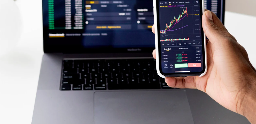 three level of fundamental analysis - Ultima Markets