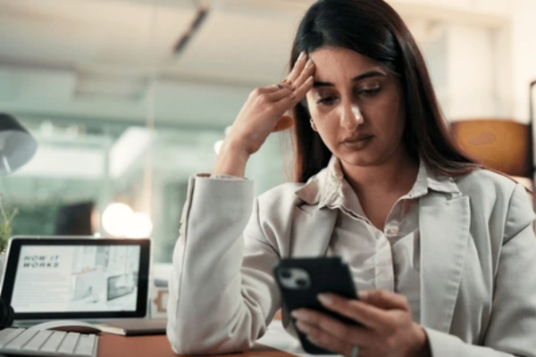 What Are Paper Hands? - Ultima Markets