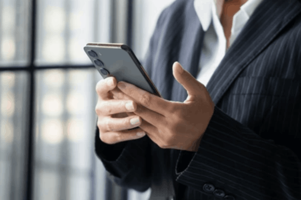 What Is SMT Divergence? - Ultima Markets