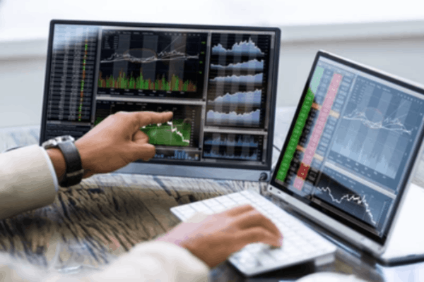 Is Copy Trading Legal and Regulated? - Ultima Markets